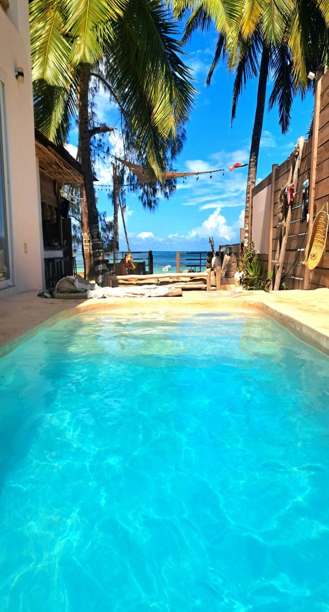 קיוונגווה Boho Boutique Hotel - Beachfront , Adults Only , Private Pool מראה חיצוני תמונה